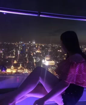 94年滨江小妹了解一下