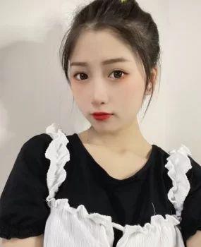 舞蹈学生兼职，小白虎